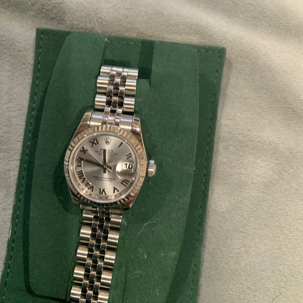 Rolex serial number G642630